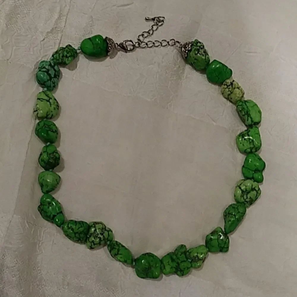 Neckles - Picture 3 of 4